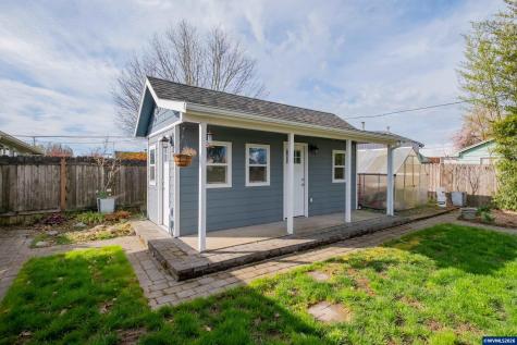 910 Ermine Street SE Albany OR 97322