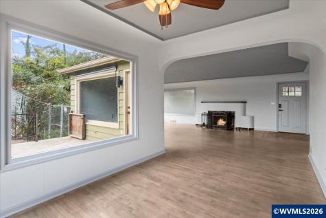 900 Cascade Drive NW Salem OR 97304