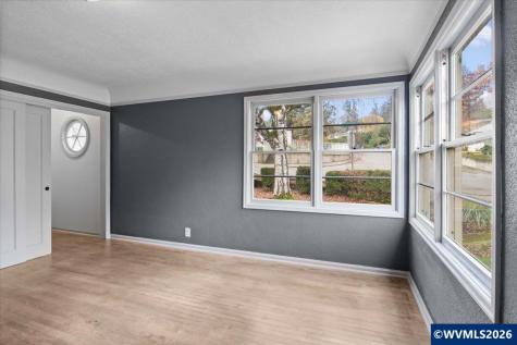 900 Cascade Drive NW Salem OR 97304