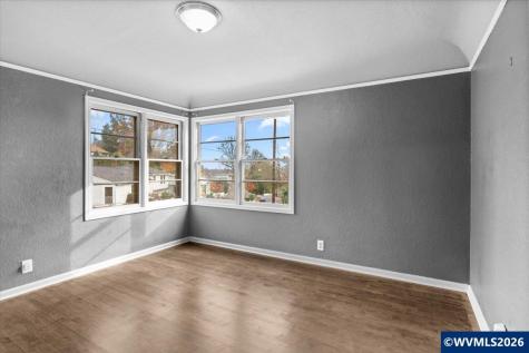 900 Cascade Drive NW Salem OR 97304