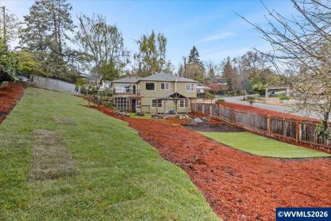 900 Cascade Drive NW Salem OR 97304