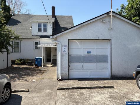 1966 Mccoy Avenue NE Salem OR 97301