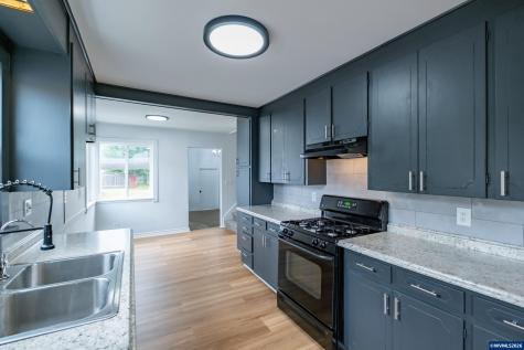 1115 12th Avenue SW Albany OR 97321
