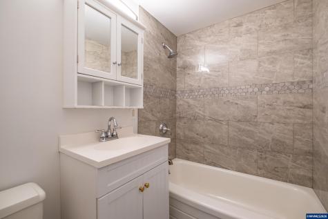 1115 12th Avenue SW Albany OR 97321