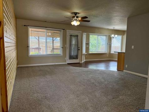 3480 Bald Eagle Drive Lebanon OR 97355
