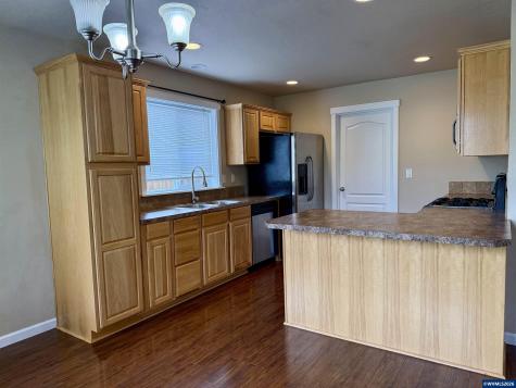 3480 Bald Eagle Drive Lebanon OR 97355