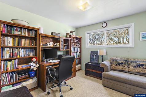 34931 Meridian Road Lebanon OR 97355