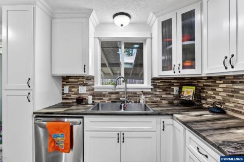 1421 Jefferson Street SE Albany OR 97322