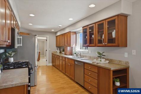 128 Weldwood Drive Lebanon OR 97355