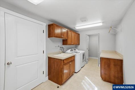 128 Weldwood Drive Lebanon OR 97355