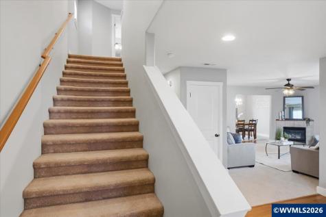 128 Weldwood Drive Lebanon OR 97355