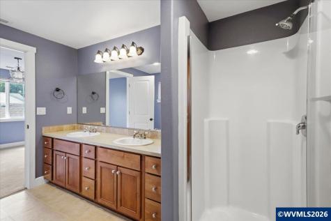 128 Weldwood Drive Lebanon OR 97355