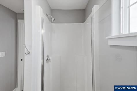 128 Weldwood Drive Lebanon OR 97355