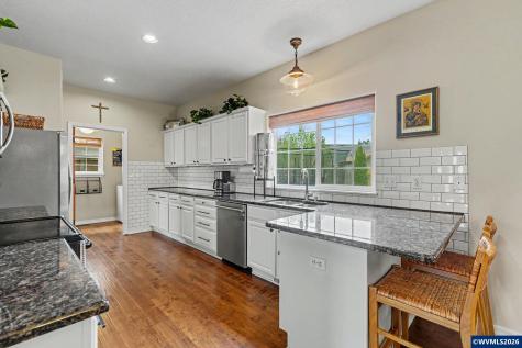 2113 Goldfinch Avenue SE Stayton OR 97383