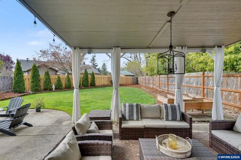 2113 Goldfinch Avenue SE Stayton OR 97383