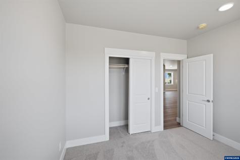 356 E Kisling Avenue Brownsville OR 97327