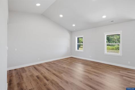 356 E Kisling Avenue Brownsville OR 97327