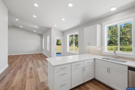 356 E Kisling Avenue Brownsville OR 97327
