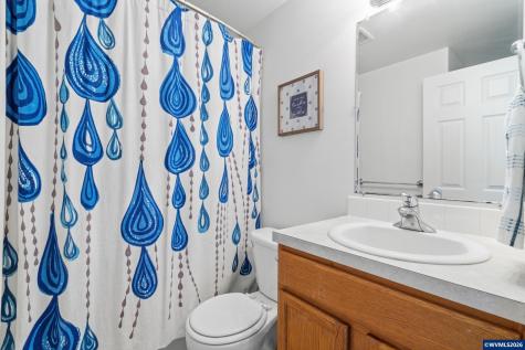 967 Jessicas Court SE Albany OR 97322