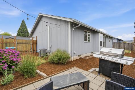 967 Jessicas Court SE Albany OR 97322