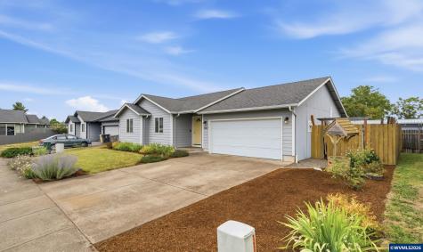 967 Jessicas Court SE Albany OR 97322