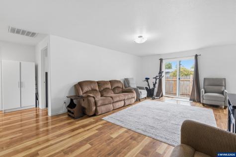 967 Jessicas Court SE Albany OR 97322