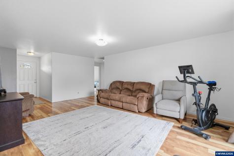 967 Jessicas Court SE Albany OR 97322