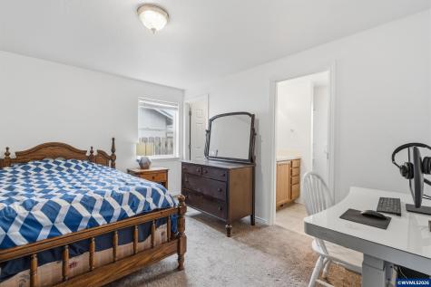 967 Jessicas Court SE Albany OR 97322