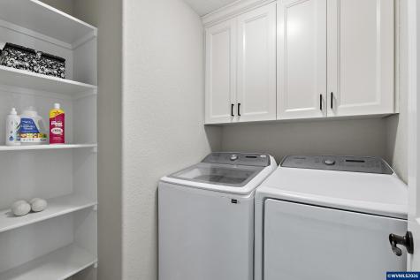 1054 Hickory Street Independence OR 97351