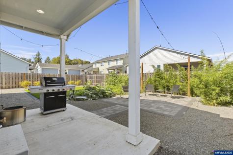 1054 Hickory Street Independence OR 97351
