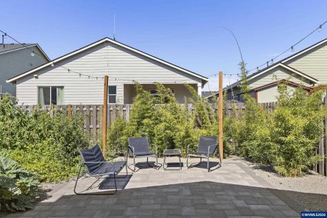 1054 Hickory Street Independence OR 97351