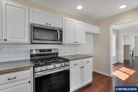 7792 St. Charles Street NE Keizer OR 97303