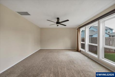 7792 St. Charles Street NE Keizer OR 97303