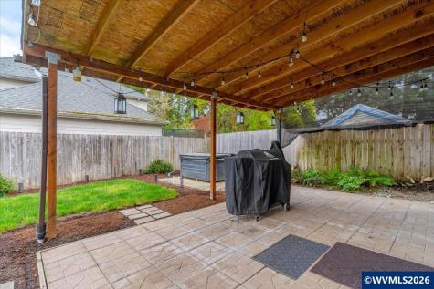 7792 St. Charles Street NE Keizer OR 97303