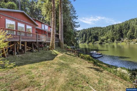 1547 N Tenmile Lake Lakeside OR 97449