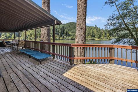 1547 N Tenmile Lake Lakeside OR 97449