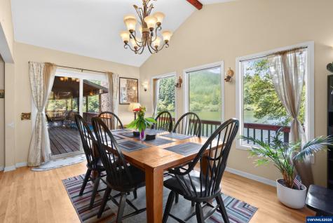 1547 N Tenmile Lake Lakeside OR 97449