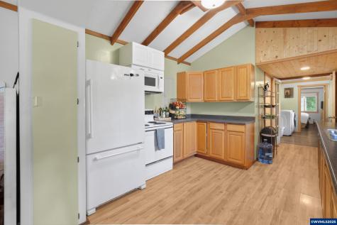 1547 N Tenmile Lake Lakeside OR 97449