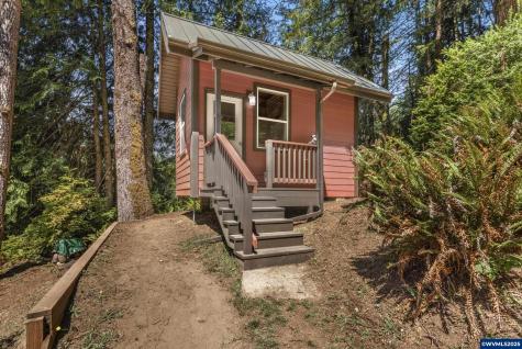 1547 N Tenmile Lake Lakeside OR 97449