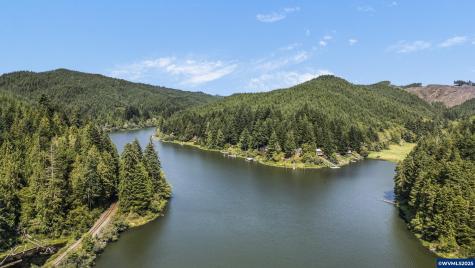 1547 N Tenmile Lake Lakeside OR 97449