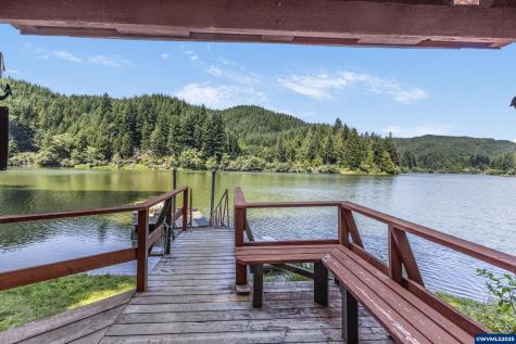 1547 N Tenmile Lake Lakeside OR 97449
