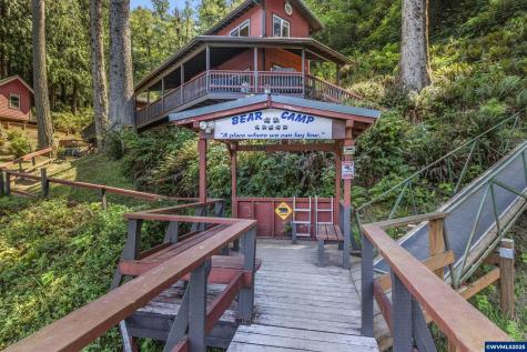 1547 N Tenmile Lake Lakeside OR 97449