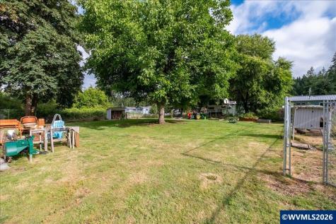 123 N Santiam Highway Gates OR 97346-9336