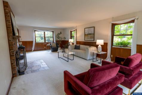1640 NE Holly Oak Place Corvallis OR 97330