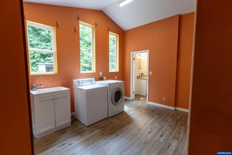 1640 NE Holly Oak Place Corvallis OR 97330