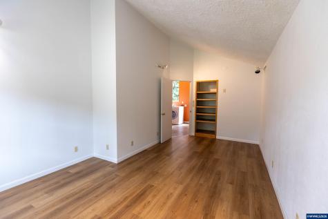 1640 NE Holly Oak Place Corvallis OR 97330