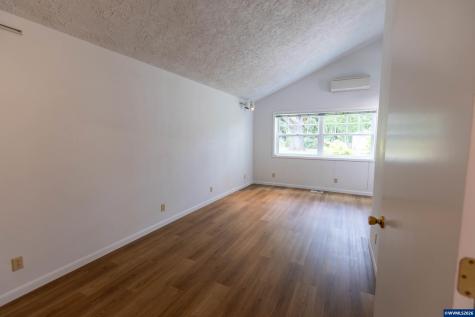 1640 NE Holly Oak Place Corvallis OR 97330