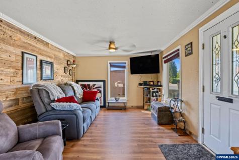 1312 Main Street Lyons OR 97358