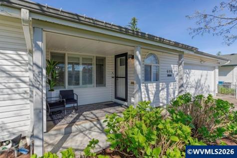 575 N Cascade Drive Woodburn OR 97071