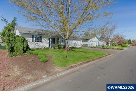 575 N Cascade Drive Woodburn OR 97071